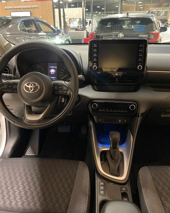 Toyota Yaris cena 93500 przebieg: 5, rok produkcji 2023 z Węgorzewo małe 172